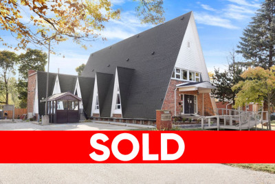 1771 CHAPPELL, WINDSOR - SOLD